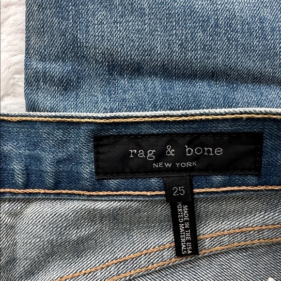 NWOT Rag & Bone Straight Jean in Shaker size 25/0 - Picture 4 of 9